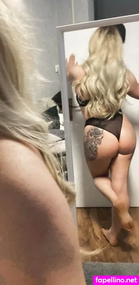 Xlaura412 OnlyFans Thumbnail #wVRwRYmbWK
