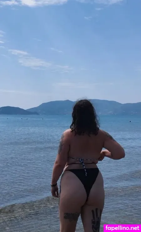 Xlenaa Official OnlyFans Thumbnail #27zq4V2Mem