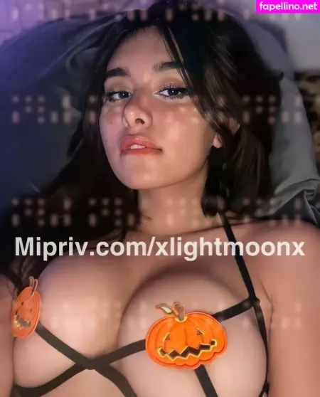 Xlightmoonx OnlyFans Thumbnail #YcDrRdKr4C