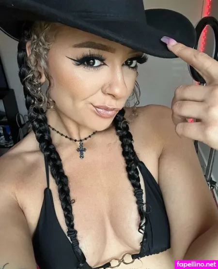 Xlilhell 1 OnlyFans Thumbnail #aOfTDr3zit