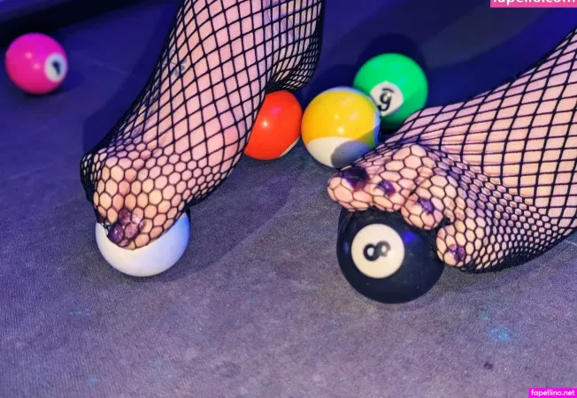 Xlittlemisssubvip OnlyFans Thumbnail #e9yUqXmark