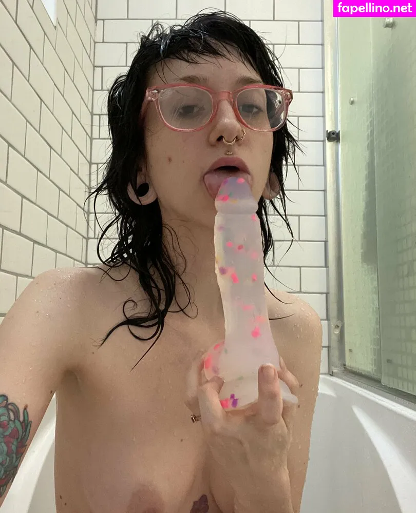 _xlmilk, xlmilkers Nude Leaked OnlyFans Photo #9UWnbMDu9X