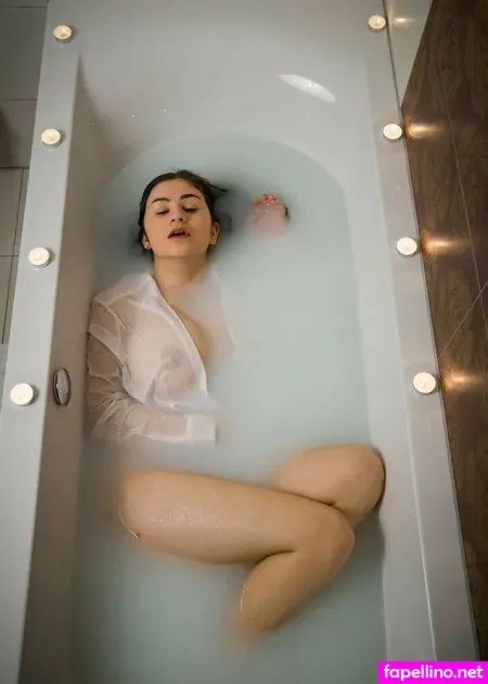 Xlovr OnlyFans Thumbnail #ACbpw6i4Jz