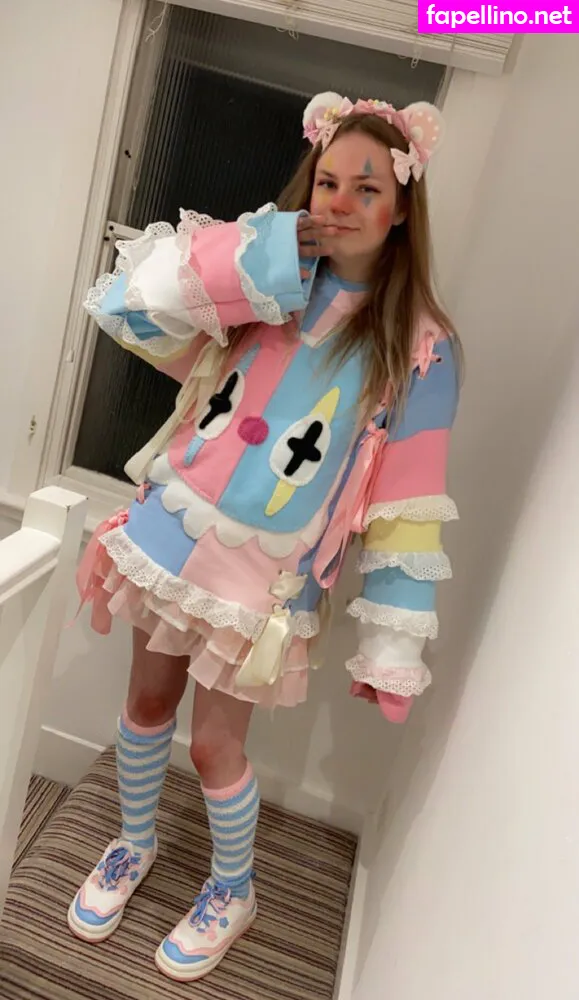 Barny, barneyyy, inesbarny, xmaddiemoonx Nude Leaked OnlyFans Photo #cYudQhToos