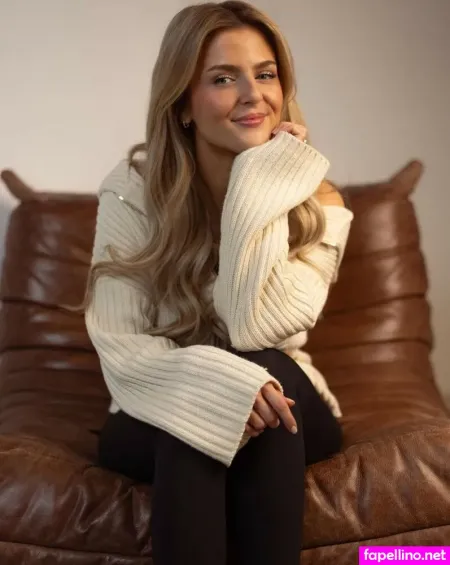 Xmeliina Main Profile Photo