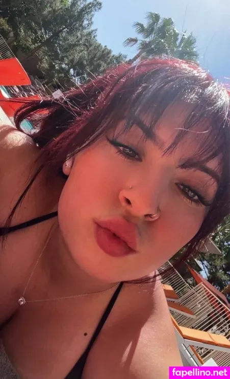 Xnicolex OnlyFans Thumbnail #4afL1otar0