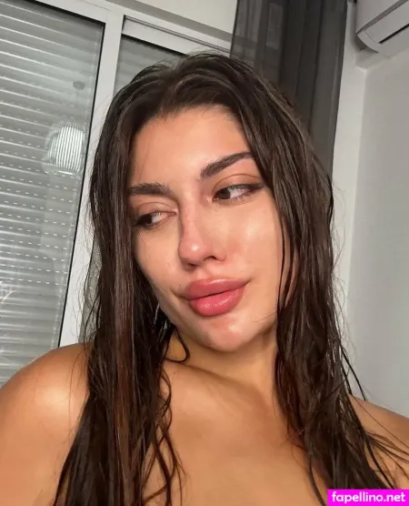 Xo Emily Xo OnlyFans Thumbnail #DmxlG9pZHc