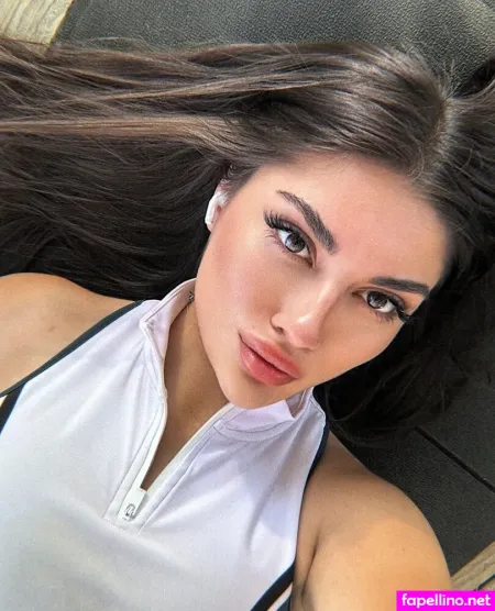 Xo Emily Xo OnlyFans Thumbnail #nIg37GNwjz