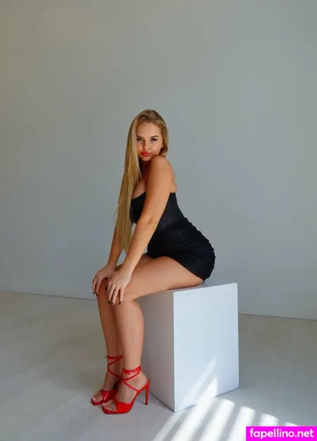 Xoannalisa OnlyFans Thumbnail #NlaqNzDg18