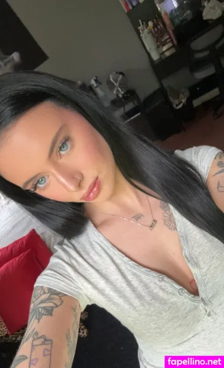 Xoavxo OnlyFans Thumbnail #1ktwIqUpvi