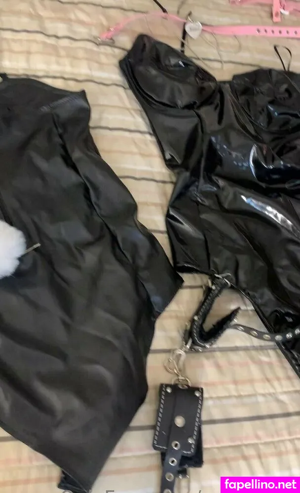 xofy_lo Nude Leaked OnlyFans Photo #7xbvWWQROn