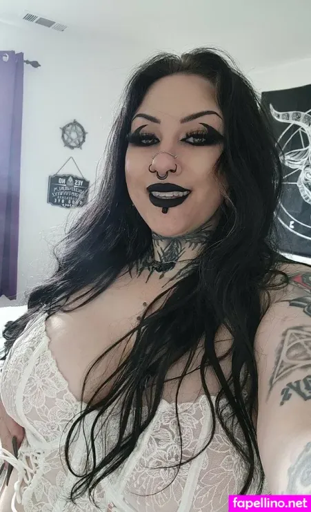 Xohmygothfree 2 OnlyFans Thumbnail #knQtLCDKtK
