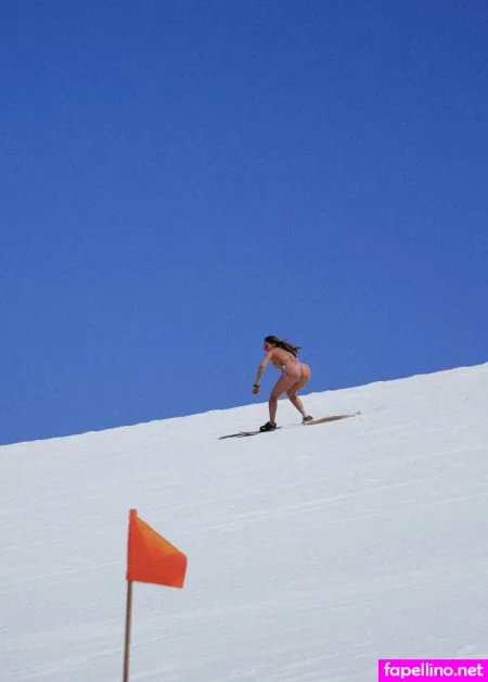 Xoitsvanessa OnlyFans Thumbnail #ejbg4YX4x4