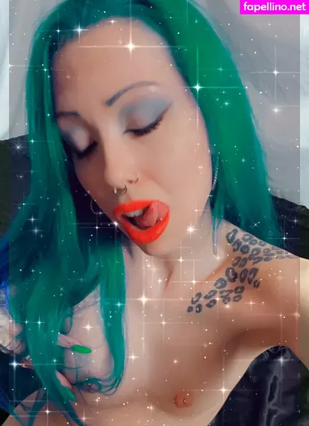 Xomel OnlyFans Thumbnail #r8OWAicBp4