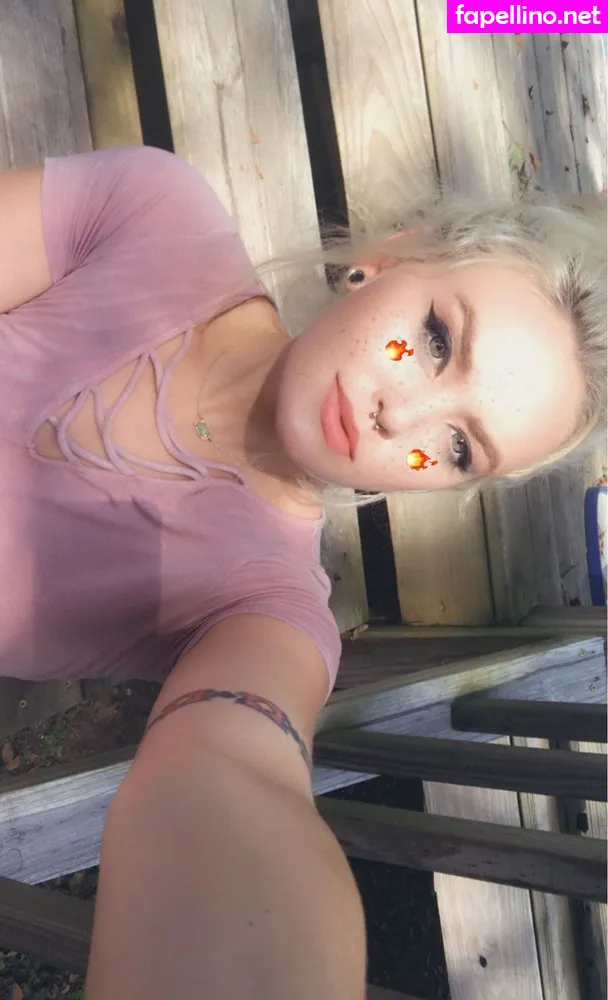 xomikayxo, xomikkay Nude Leaked OnlyFans Photo #6oAIkb2ncE