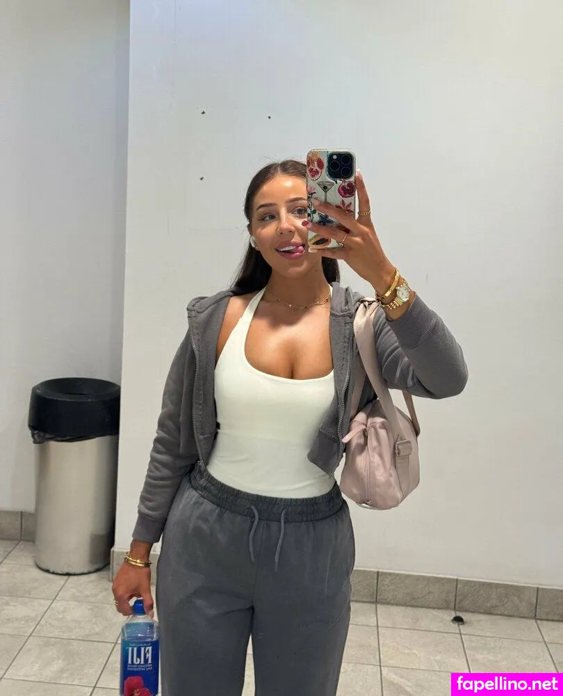 xomills.x, xomills00 Nude Leaked OnlyFans Photo #dEfXmhtvWy