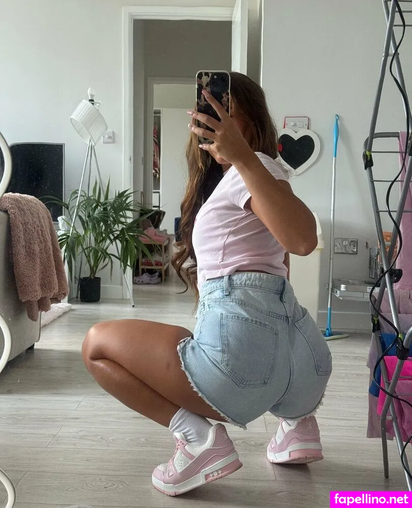 xomills.x, xomills00 Nude Leaked OnlyFans Photo #i6aSSQbZ5x