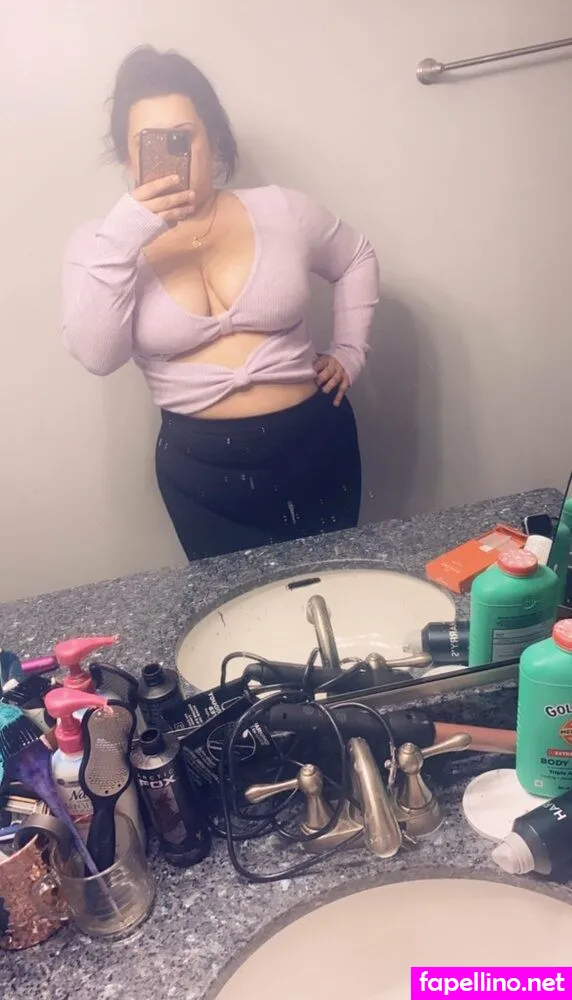 xomissbrat Nude Leaked OnlyFans Photo #IVGLLHy46F