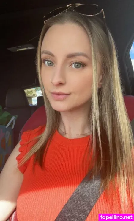 Xomisselizabethxo OnlyFans Thumbnail #63Ytg5X80i
