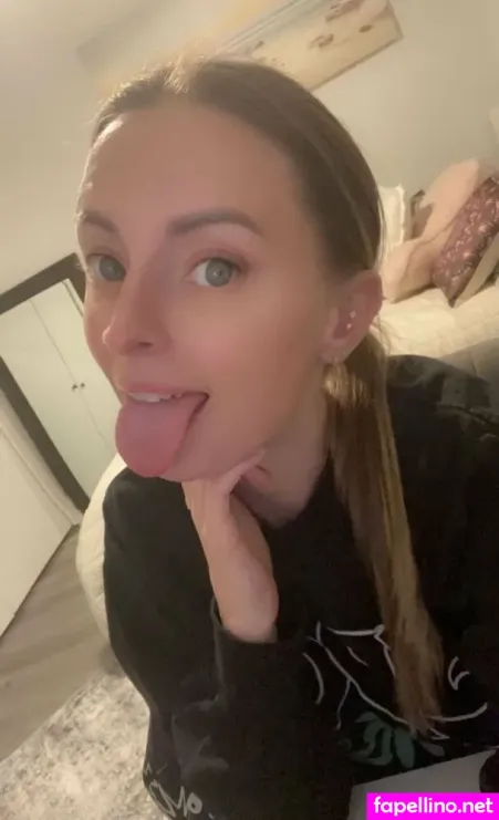 Xomisselizabethxo OnlyFans Thumbnail #8AWXh2hRPg
