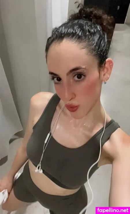 Xomixelle OnlyFans Thumbnail #tV1Kf5pkiO