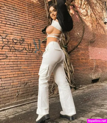 Xomoonie OnlyFans Thumbnail #wzJKEGotCr