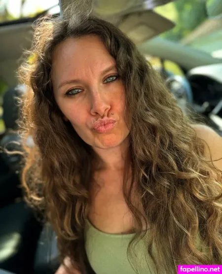 Xoraven OnlyFans Thumbnail #87r5NR4xez