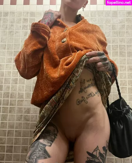 Xovalerie5150 OnlyFans Thumbnail #NezHVT2MYK