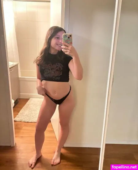 Xoxo Roseee OnlyFans Thumbnail #6eQ9kbPznc