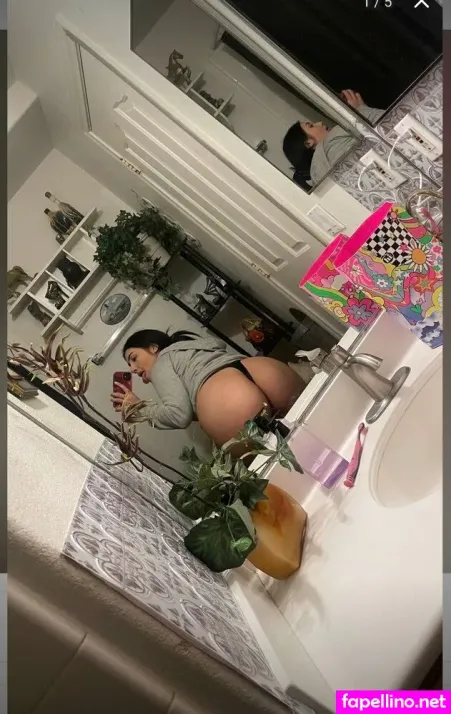 Xoxo Yolandaa OnlyFans Thumbnail #Wiu4wOiQU5