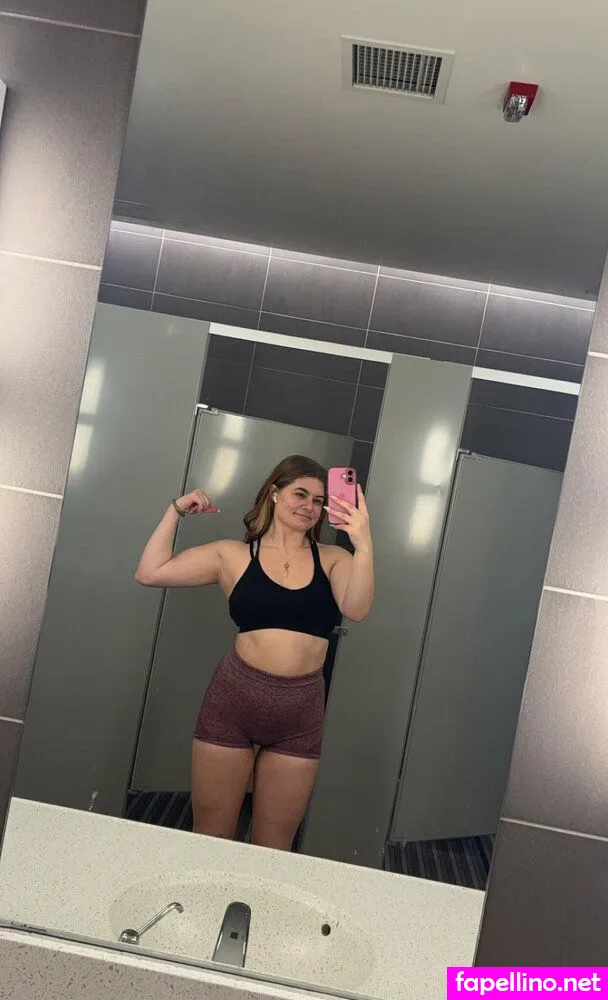 xo.ariiaaa, xoxoariiaa Nude Leaked OnlyFans Photo #9IiCQZadGE