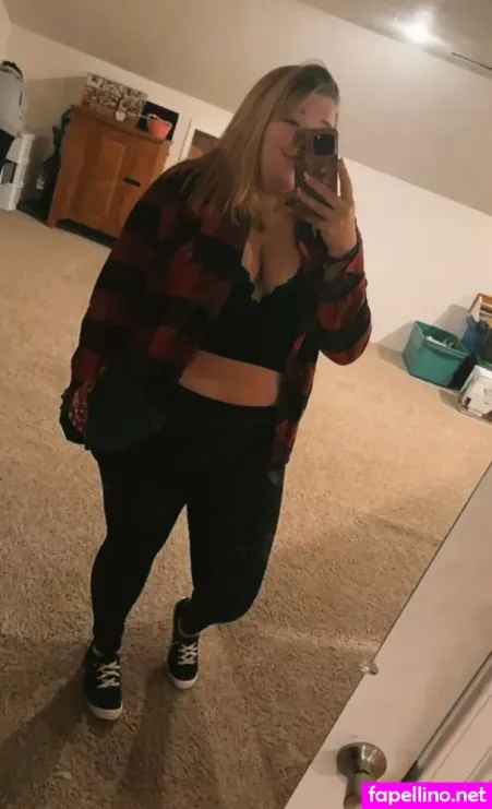 Xoxoemillyy OnlyFans Thumbnail #SVVZgcMVgu