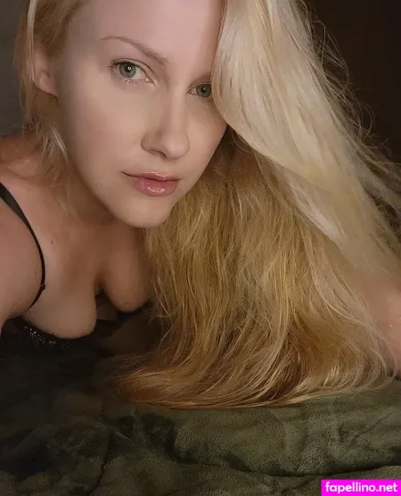 Xoxoflora OnlyFans Thumbnail #7GhwxKbNBX