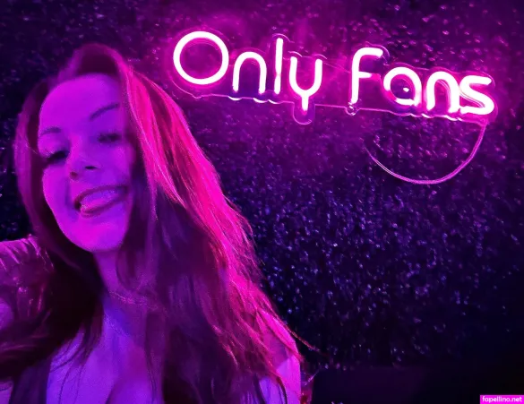 Xoxoqueenquinnxoxo OnlyFans Thumbnail #KgCLlF5qJi