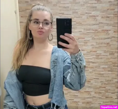 Xoxoreneexo OnlyFans Thumbnail #9HdXOzgODZ