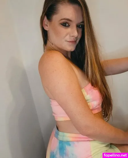 Xoxoreneexo OnlyFans Thumbnail #OJwfjfNQO9