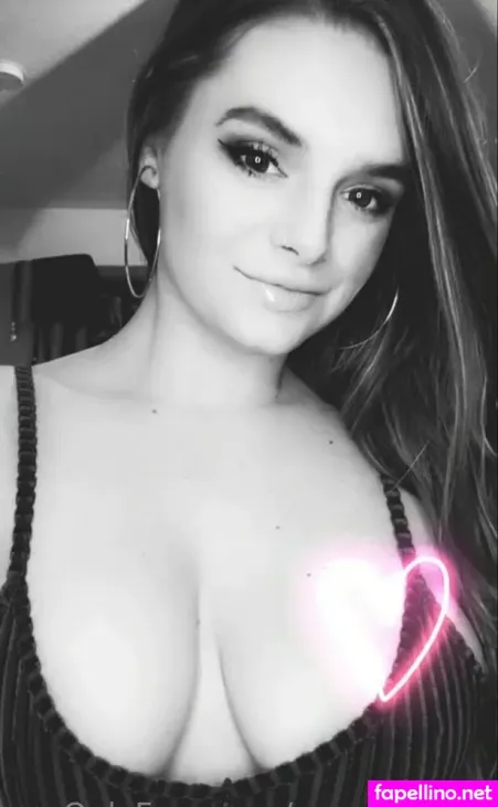 Xoxoreneexo OnlyFans Thumbnail #gzp9Z0pCh1