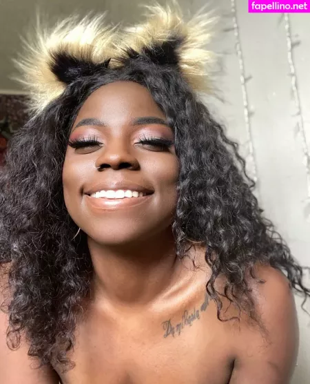 Xoxozozo OnlyFans Thumbnail #4ByUERcHJW