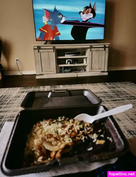 Xprettysmilex OnlyFans Thumbnail #dchCNWEhbe