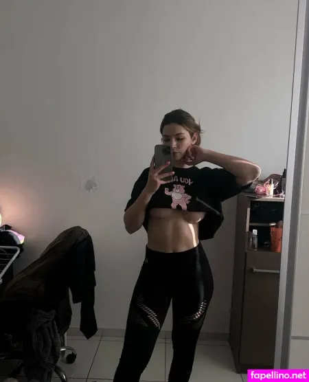 Xsassy Girll OnlyFans Thumbnail #0IZE3F38uE
