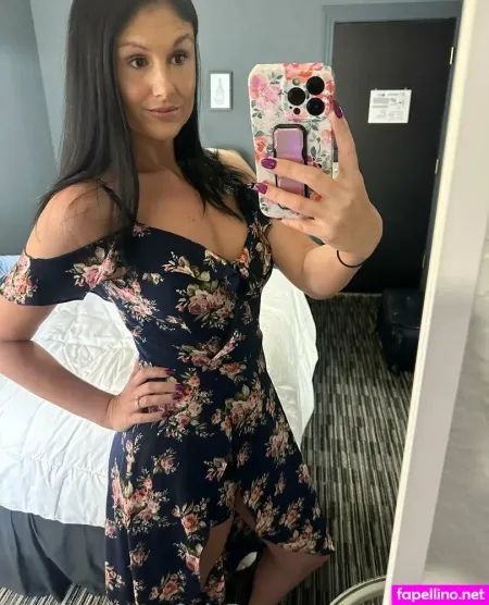 Xsiennaraex OnlyFans Thumbnail #ZJ76b3QGkd