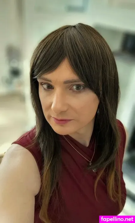 Xsimonetvx OnlyFans Thumbnail #GqrJ6bDJL8