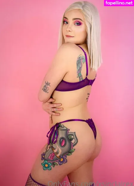 Xsinclairex OnlyFans Thumbnail #C4WI9RtQRq