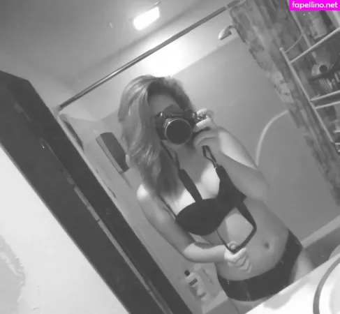 Xstarmiya OnlyFans Thumbnail #w8CUJuEYYl