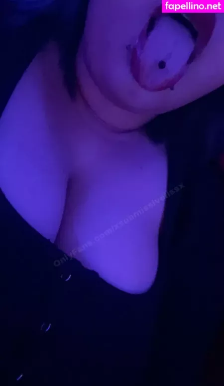Xsubmissivelissx OnlyFans Thumbnail #JVcRnP1S2L