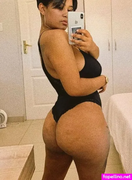 Xtacey Stacey Africa OnlyFans Thumbnail #eT1wpxeKnk