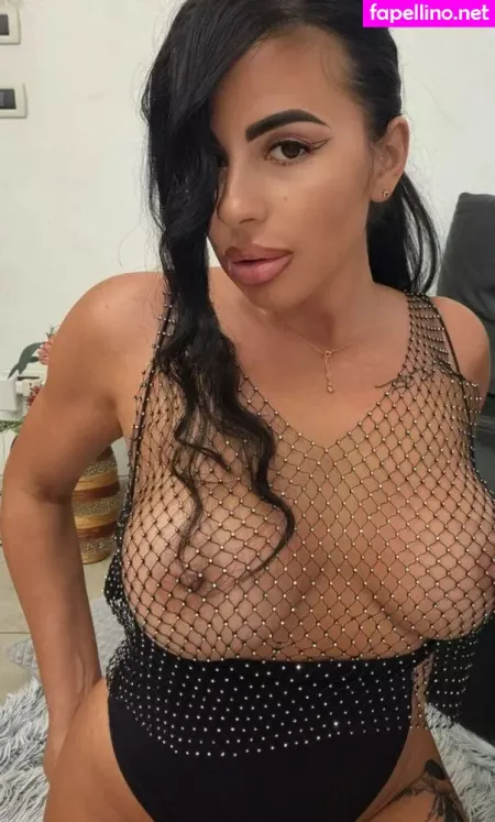 Xthisistara OnlyFans Thumbnail #q6dhrIqgX1