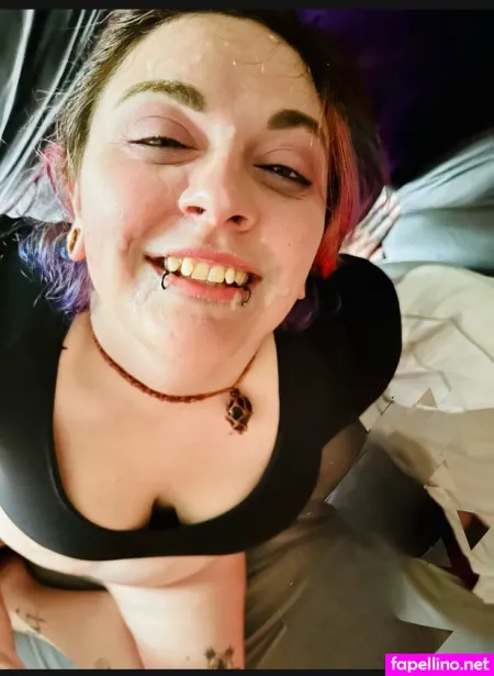 Xtinachaosfree OnlyFans Thumbnail #1CsMOCKA5E