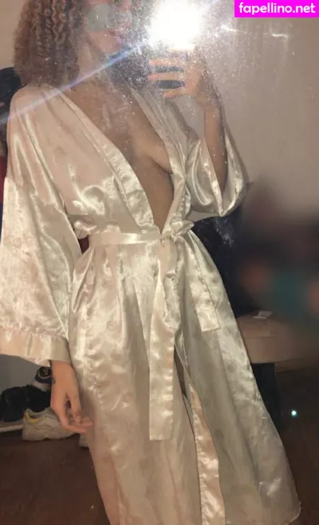 Xulanichristine OnlyFans Thumbnail #ycZbMrKbKO