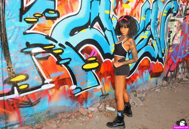 Xuxa OnlyFans Thumbnail #l3uunlQQy9